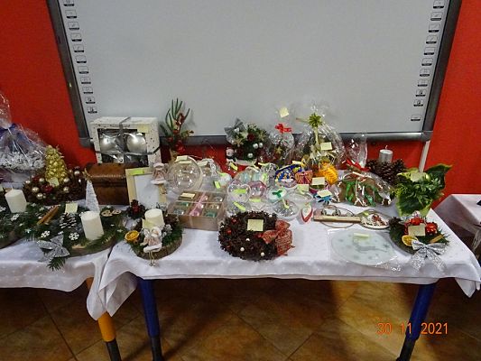 Grafika #3: Zapraszamy na kiermasz świąteczny