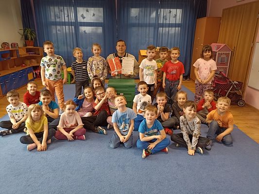 Grafika #0: Kaszubska Barć u przedszkolaków