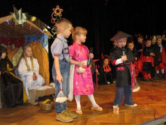 Grafika #20: Jasełka w wykonaniu przedszkolaków-GOKiS 2013.12.17