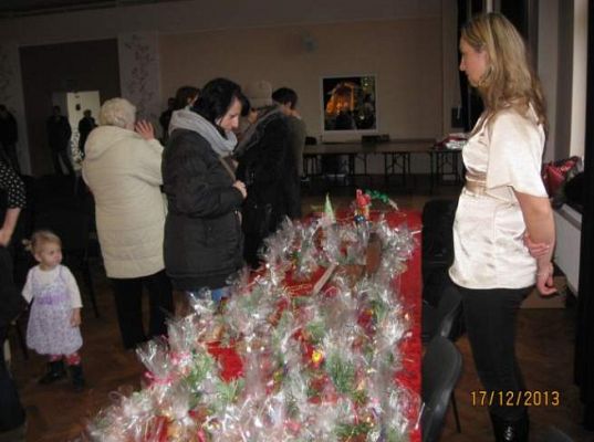 Grafika #2: Jasełka w wykonaniu przedszkolaków-GOKiS 2013.12.17