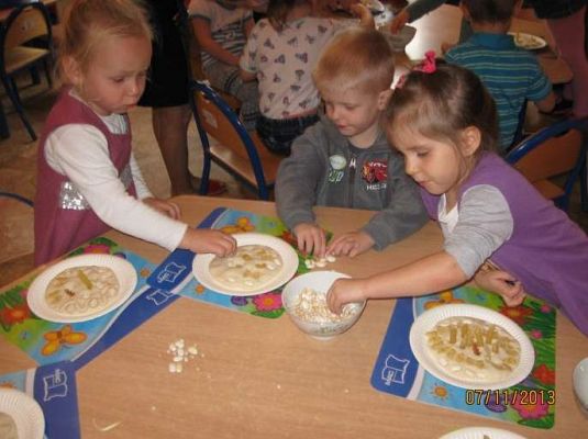 Grafika #7: Warsztaty plastyczne ,,Mali artyści&amp;#8217; 2013.11.07