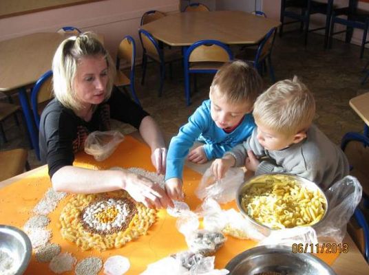 Grafika #1: Zbożowa mandala 2013.11.06