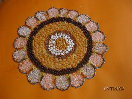 Grafika #6: Zbożowa mandala 2013.11.06