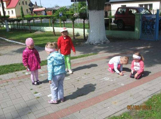 Grafika #5: Zabawy z kredą 2013-06-06