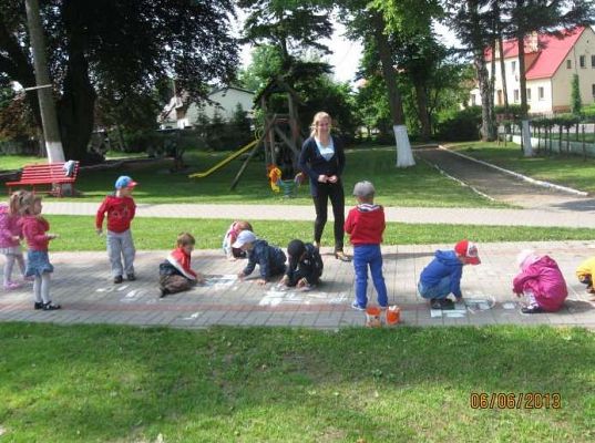 Grafika #7: Zabawy z kredą 2013-06-06