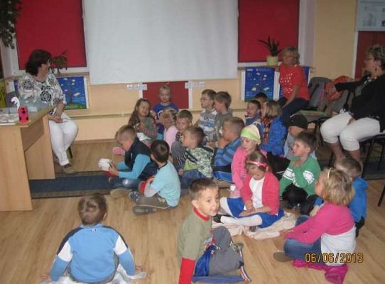 Grafika #2: Cała Polska czyta dzieciom 2013-06-06