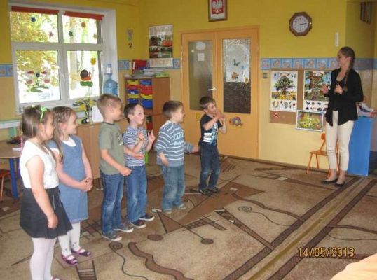 Grafika #4: Akademia Małego Anglisty 2013-05-14