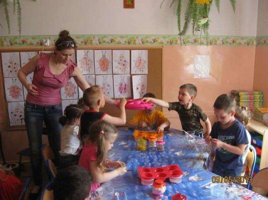 Grafika #8: Mali eksperymentatorzy 2013-05-09