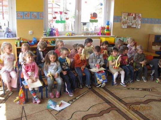 Grafika #14: Przedszkolny konkurs plastyczny Wiem co jem, Wybieram zdrowie 2013-04-23