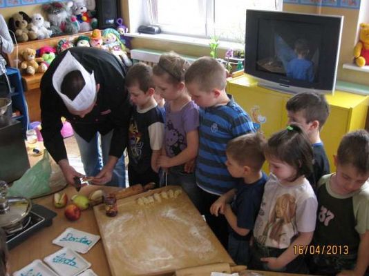 Grafika #12: Mali kucharze 2013-04-16