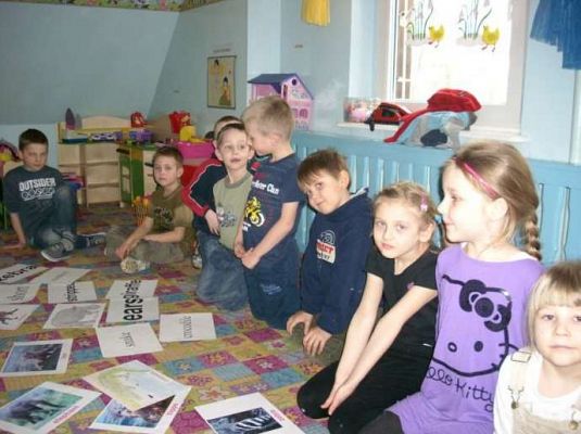 Grafika #2: Projekt Akademia Małego Anglisty 2013-04-05