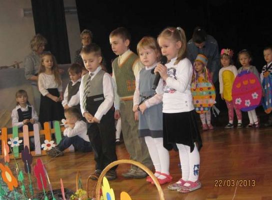 Grafika #10: Uroczystość wielkanocna Wielkanocne tradycje 2013-03-22