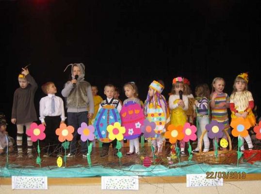 Grafika #16: Uroczystość wielkanocna Wielkanocne tradycje 2013-03-22