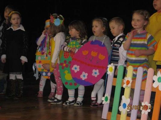 Grafika #17: Uroczystość wielkanocna Wielkanocne tradycje 2013-03-22