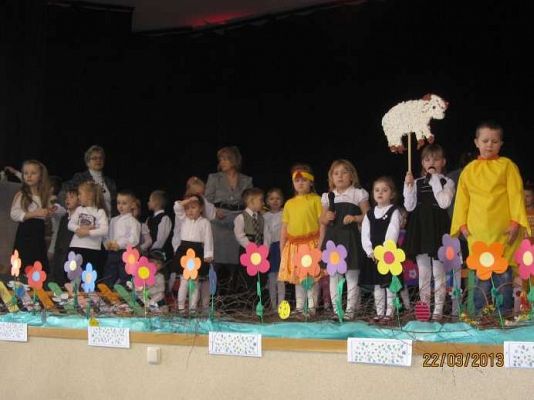 Grafika #18: Uroczystość wielkanocna Wielkanocne tradycje 2013-03-22