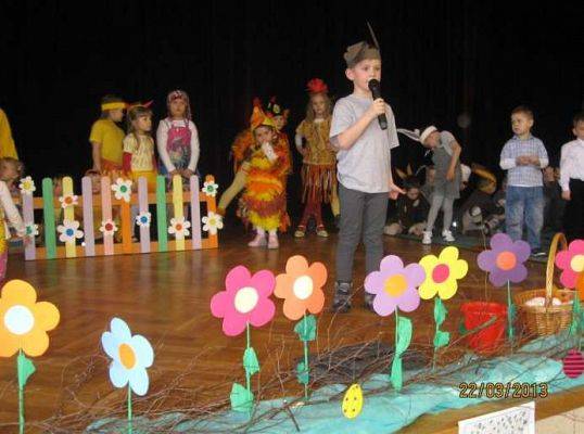 Grafika #20: Uroczystość wielkanocna Wielkanocne tradycje 2013-03-22