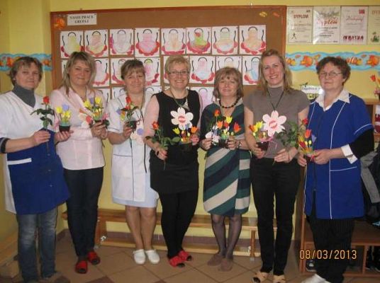 Grafika #9: Dzień Kobiet 2013-03-08