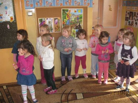 Grafika #2: Dzień Kobiet 2013-03-08