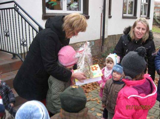 Grafika #7: Pani pielęgniarka w przedszkolu 2012-11-21