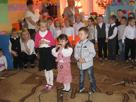 Grafika #9: Dzień Edukacji Narodowej i pasowanie na przedszkolaka 2012-10-12