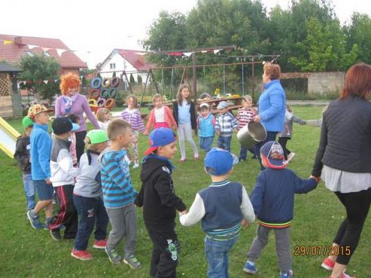 Grafika #1: Zajęcia w punkcie przedszkolnym Ewa-29.07.2015