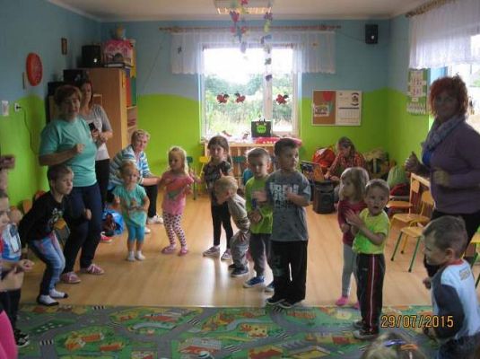 Grafika #21: Zajęcia w punkcie przedszkolnym Ewa-29.07.2015