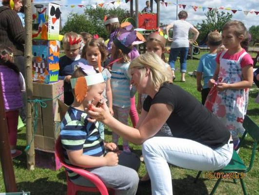 Grafika #23: Pobyt przedszkolaków w wiosce indiańskiej