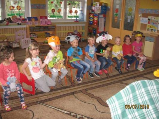 Grafika #1: Teatrzyk w wykonaniu przedszkolaków