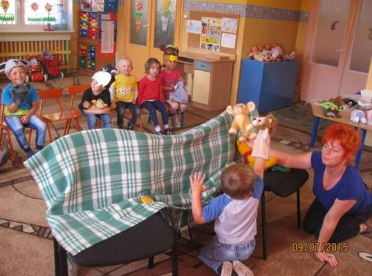 Grafika #5: Teatrzyk w wykonaniu przedszkolaków