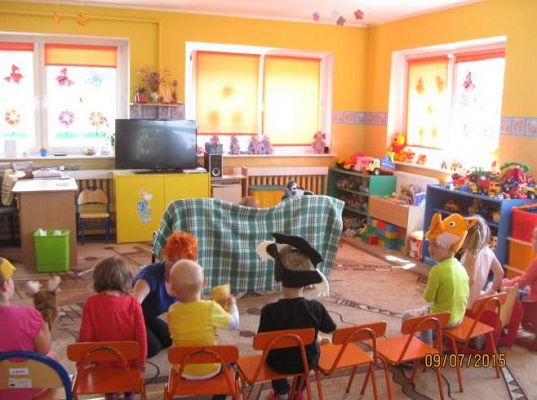 Grafika #6: Teatrzyk w wykonaniu przedszkolaków