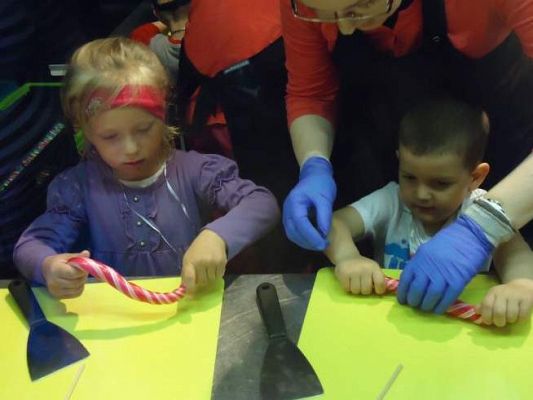 Grafika #9: Ciuciu Sopot - Fabryka lizaków 