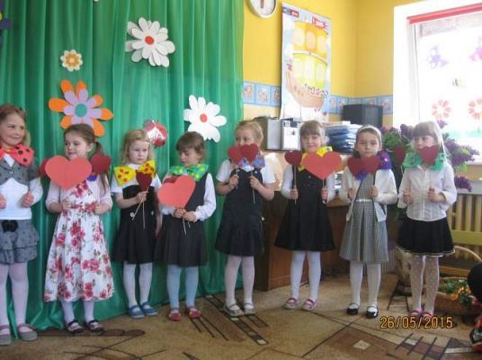 Grafika #3: Dzień Mamy i Taty - Grupa starszaków