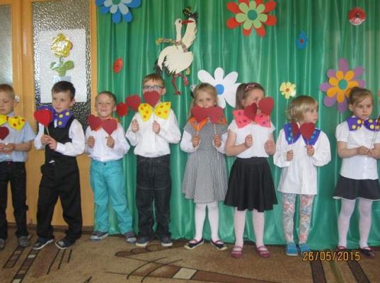 Grafika #4: Dzień Mamy i Taty - Grupa starszaków