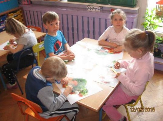 Grafika #8: Bursztynowe zajęcia - Grupa starszaków