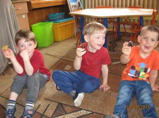 Grafika #22: Bursztynowe zajęcia - Grupa maluszków