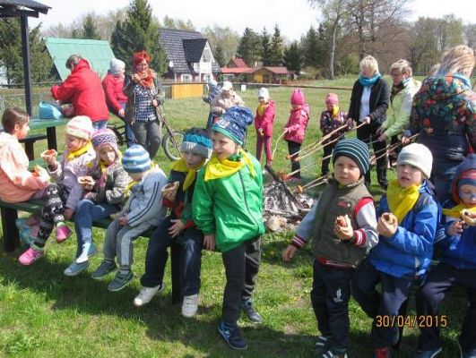 Grafika #14: Nowęcin - wspólne ognisko i powrót do domu 