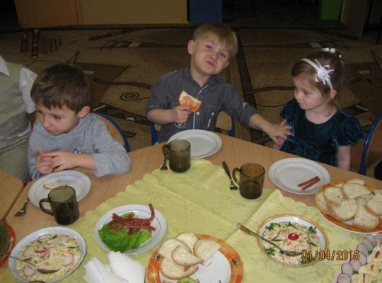 Grafika #11: Śniadanko wielkanocne 