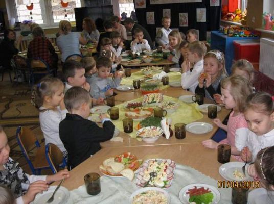 Grafika #16: Śniadanko wielkanocne 