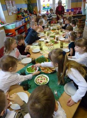 Grafika #4: Śniadanko wielkanocne 