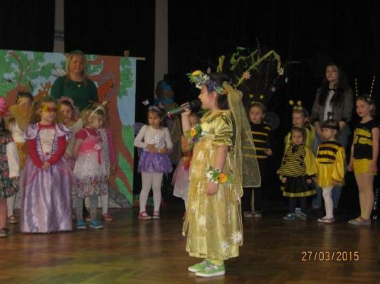 Grafika #14: Wielkanocne przedstawienie 