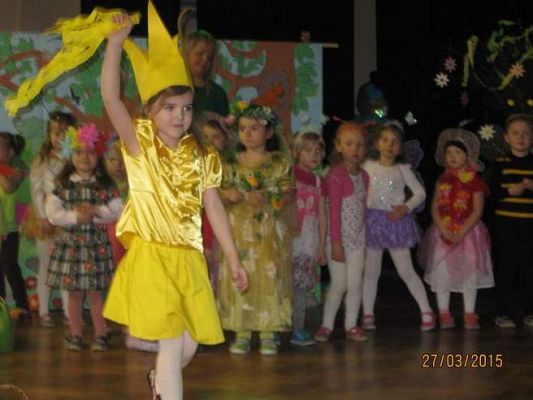 Grafika #16: Wielkanocne przedstawienie 