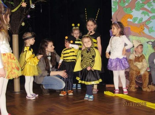 Grafika #3: Wielkanocne przedstawienie 