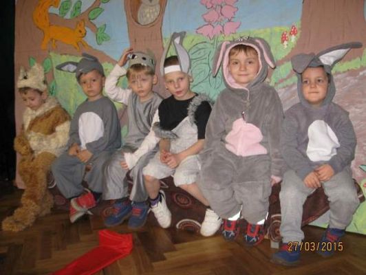 Grafika #4: Wielkanocne przedstawienie 