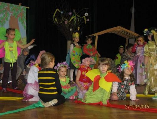 Grafika #5: Wielkanocne przedstawienie 