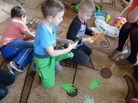 Grafika #13: Przedszkolne zabawy