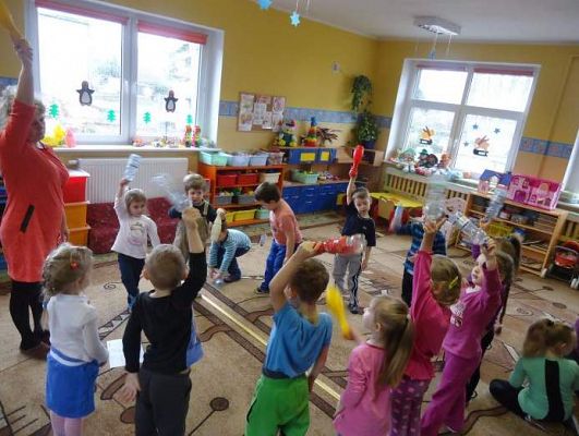 Grafika #5: Przedszkolne zabawy