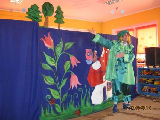 Grafika #0: Teatrzyk o smoku Fąfelku