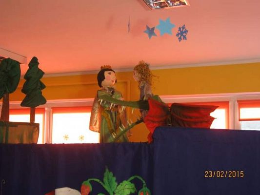 Grafika #9: Teatrzyk o smoku Fąfelku