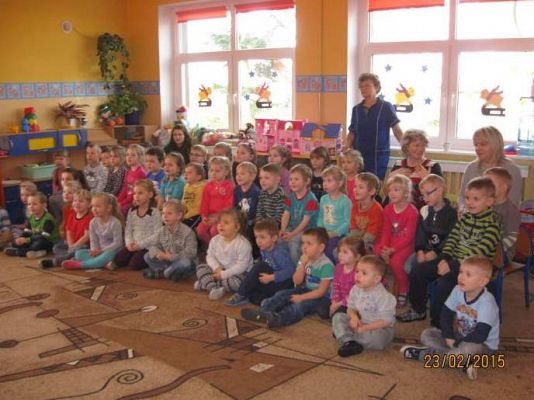 Grafika #2: Teatrzyk o smoku Fąfelku