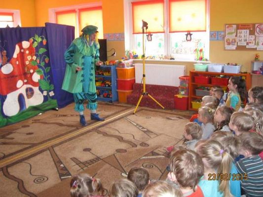 Grafika #5: Teatrzyk o smoku Fąfelku